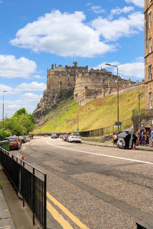 Unique 2 Bedroom Castle Suite Apartment - Near Edinburgh Castle & Royal Mile Exterior foto