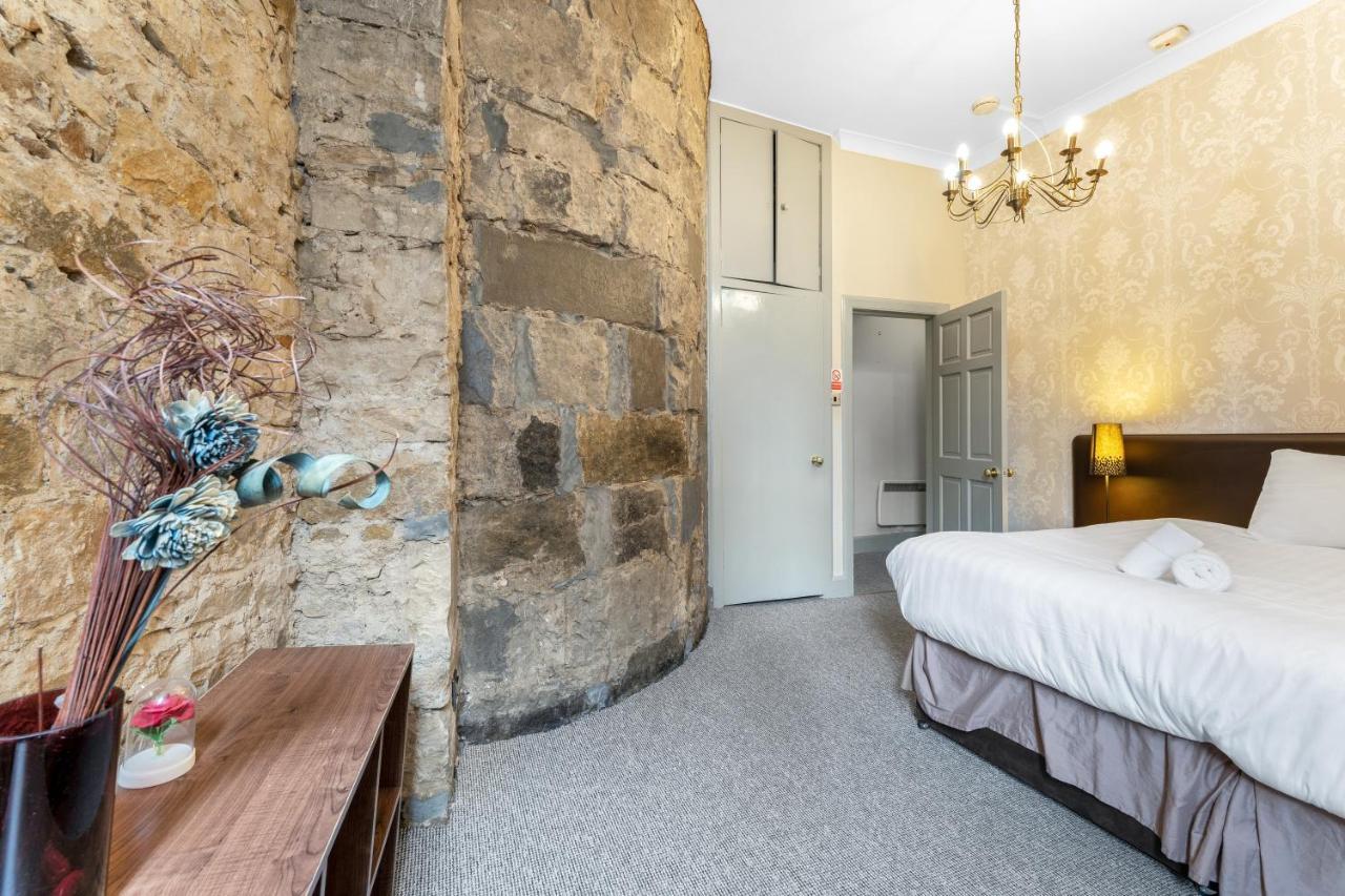 Unique 2 Bedroom Castle Suite Apartment - Near Edinburgh Castle & Royal Mile Exterior foto